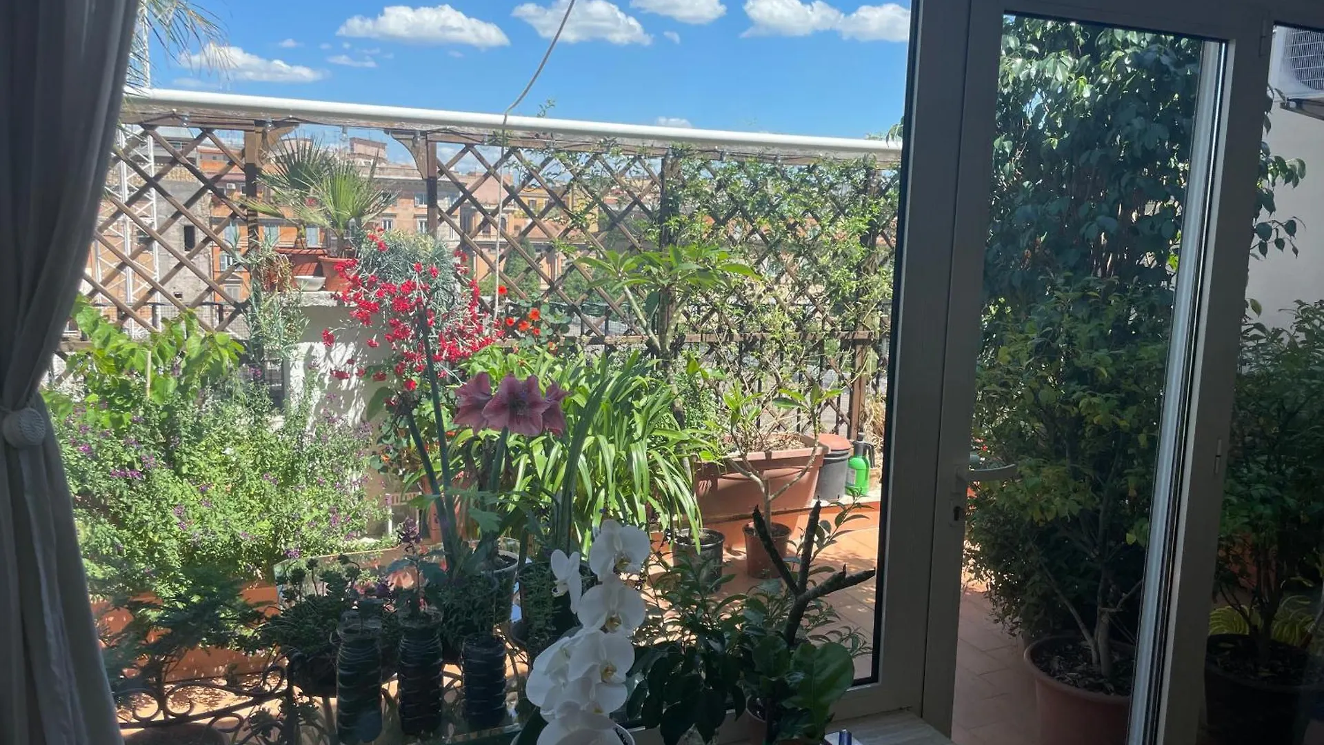 Via Veneto Penthouse Apartment Rome
