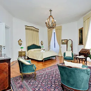Prestigious Via Veneto Apartment